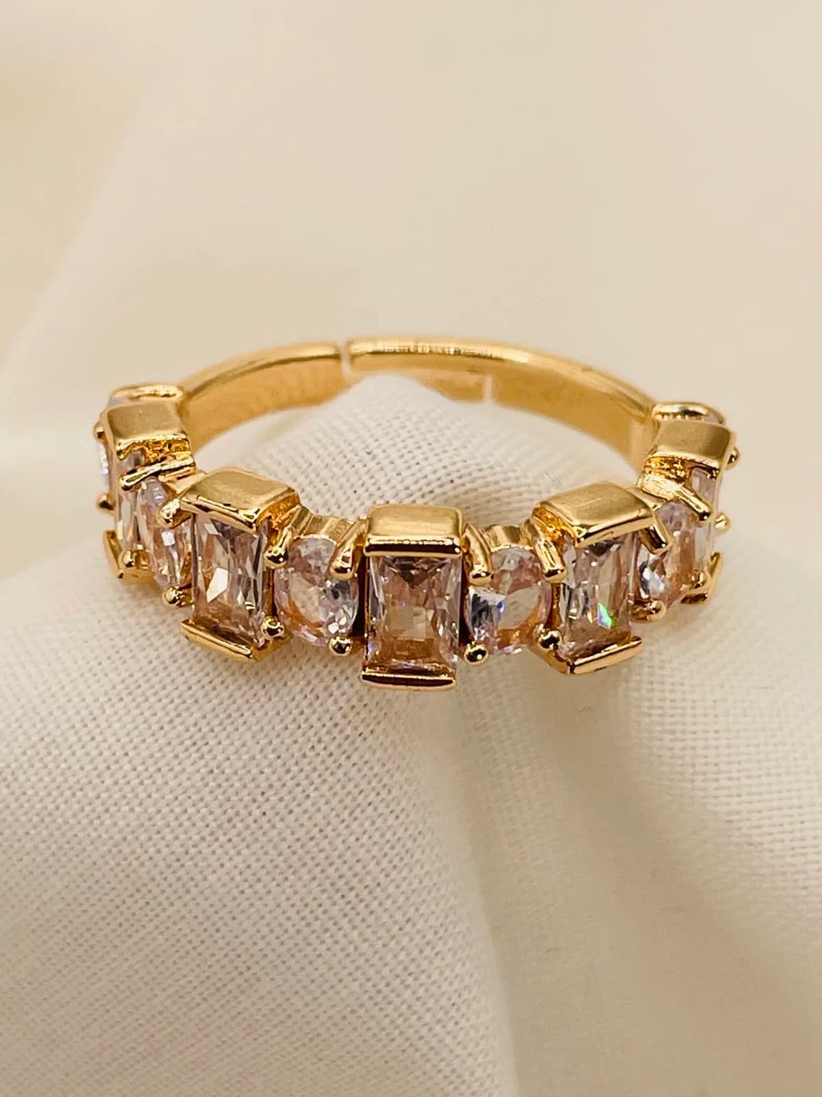 Elegant Gold-Tone Crystal Cluster Ring