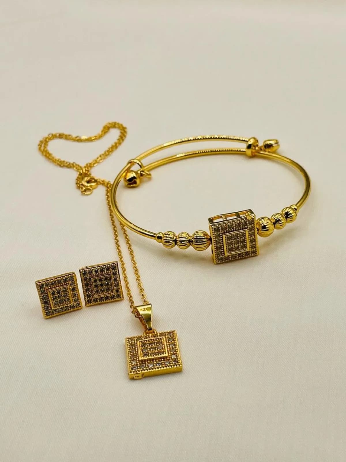 Golden Square Motif Jewelry Set