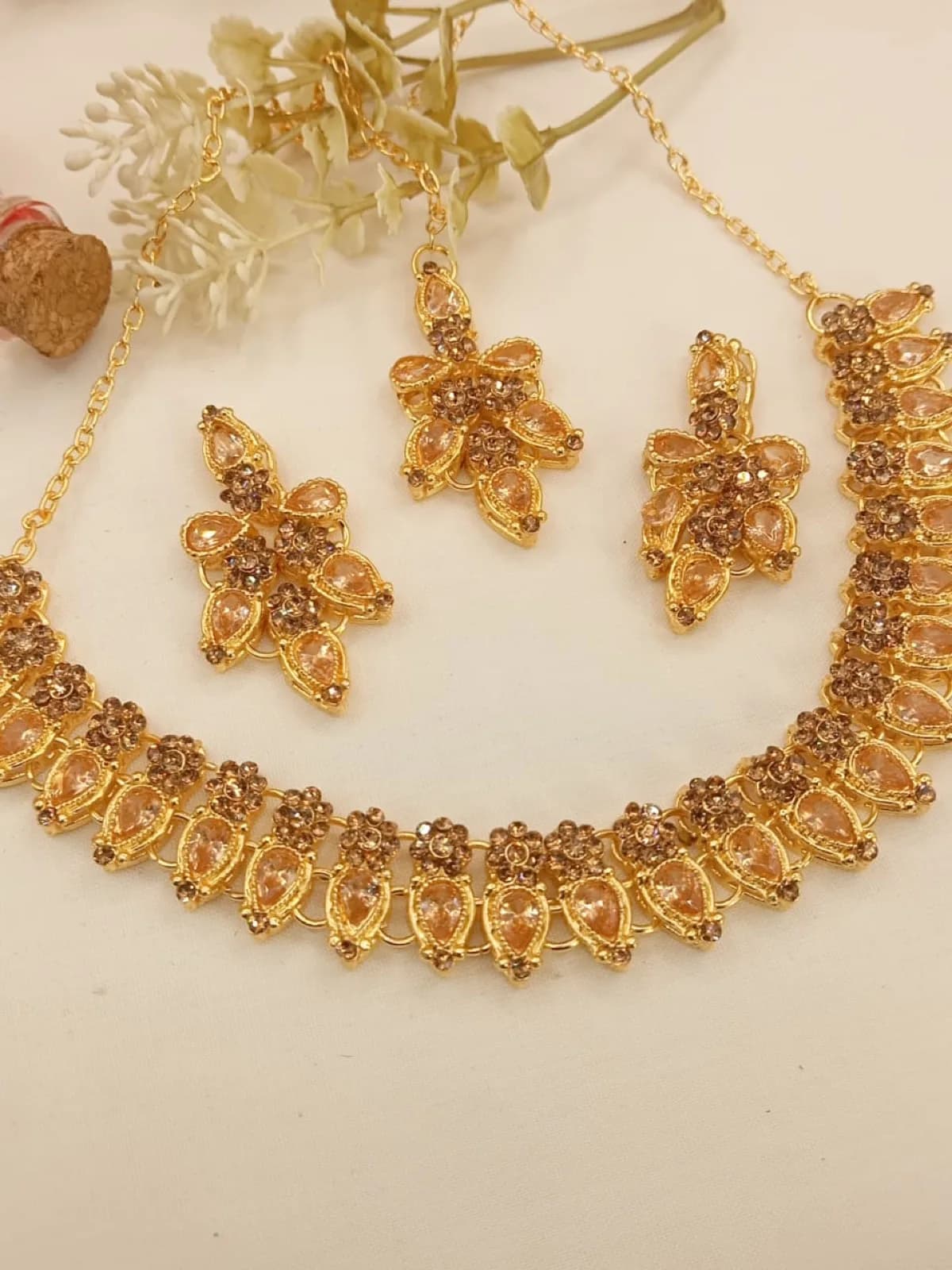Royal Golden Floral Crystal Necklace Set